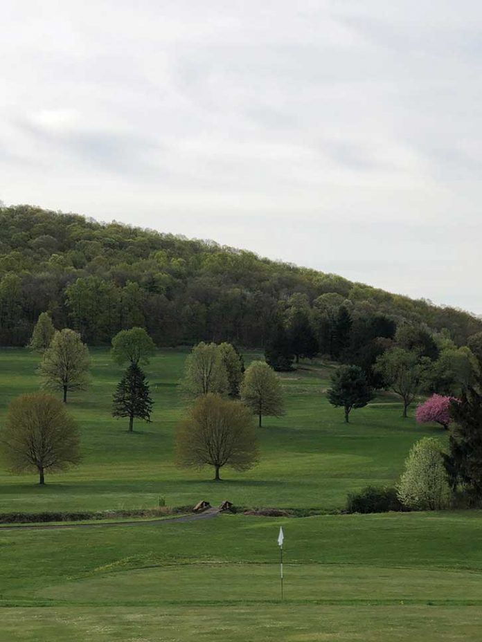 Harkers_Hollow_Golf_Club