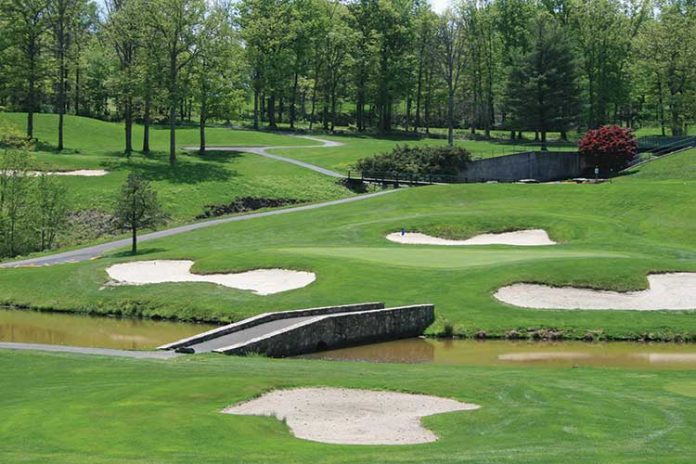 golf course near hollywood casino pennsylvania