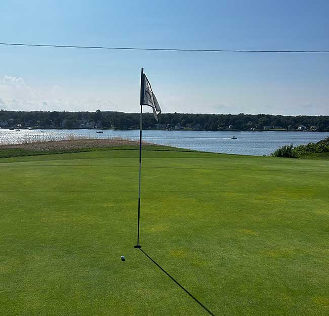 2026_Fall-River-CC-Hole-18-green