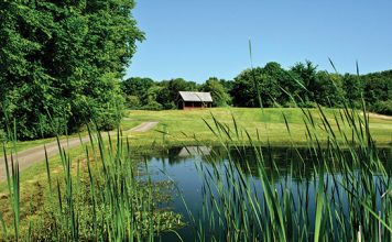 Elmridge Golf Course in Pawcatuck, Connecticut